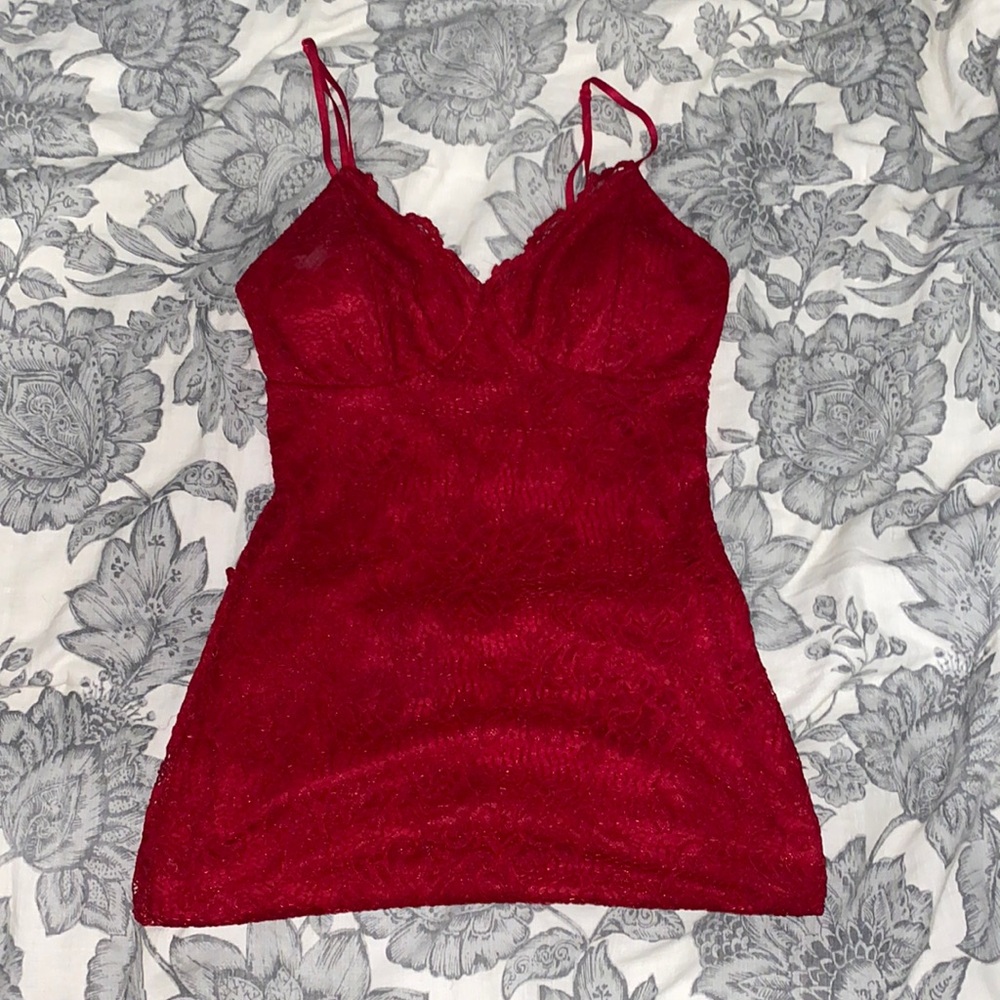 Red Flower Laced Tight fitting Dress. (Pictures don’t do it justice)